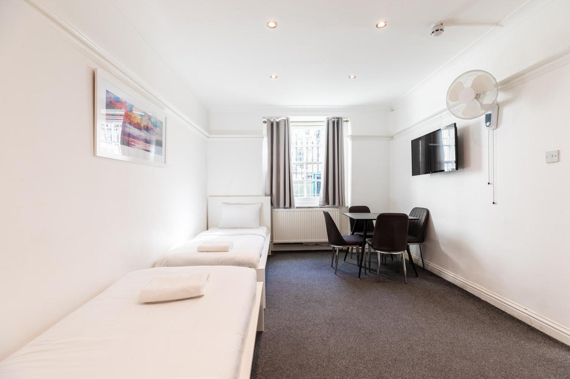 The Chapter Hotels - Hyde Park London Phòng bức ảnh